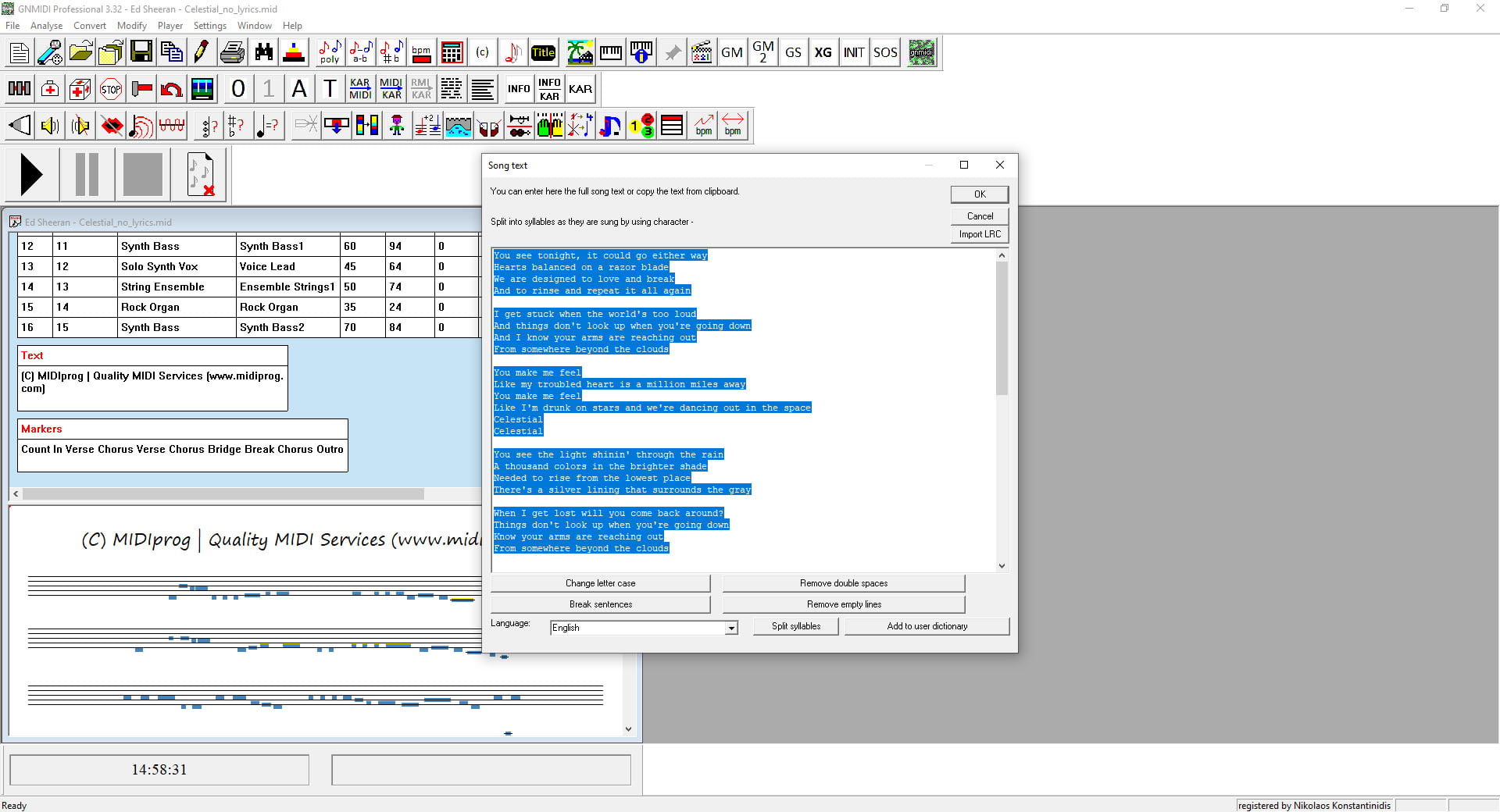 Pasting the lyrics into the Song text window.